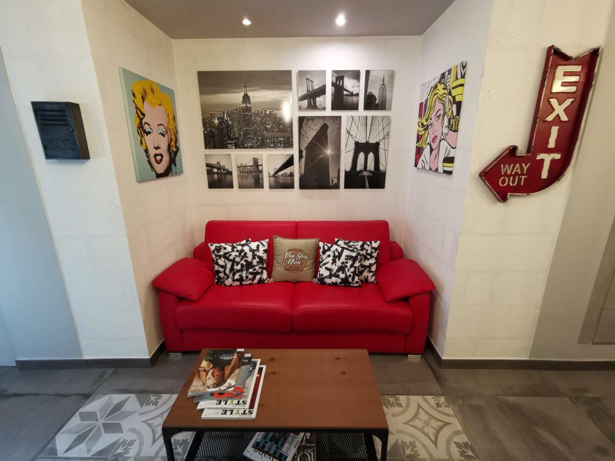 The Black Dog House Valenzano Εξωτερικό φωτογραφία