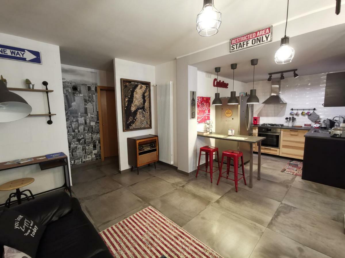 The Black Dog House Valenzano Εξωτερικό φωτογραφία